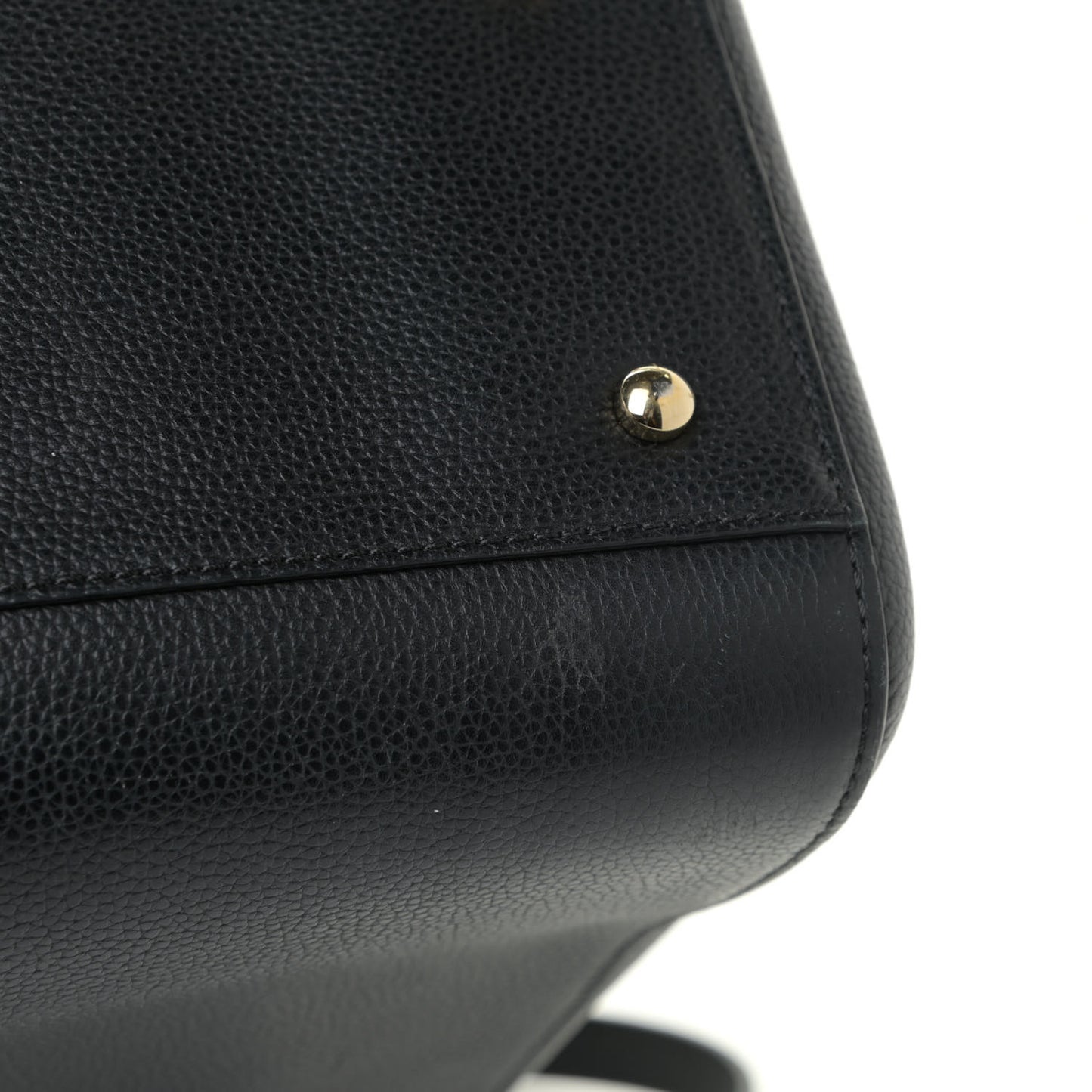 Grained Calfskin Medium Neo Executive Shopper Tote Black