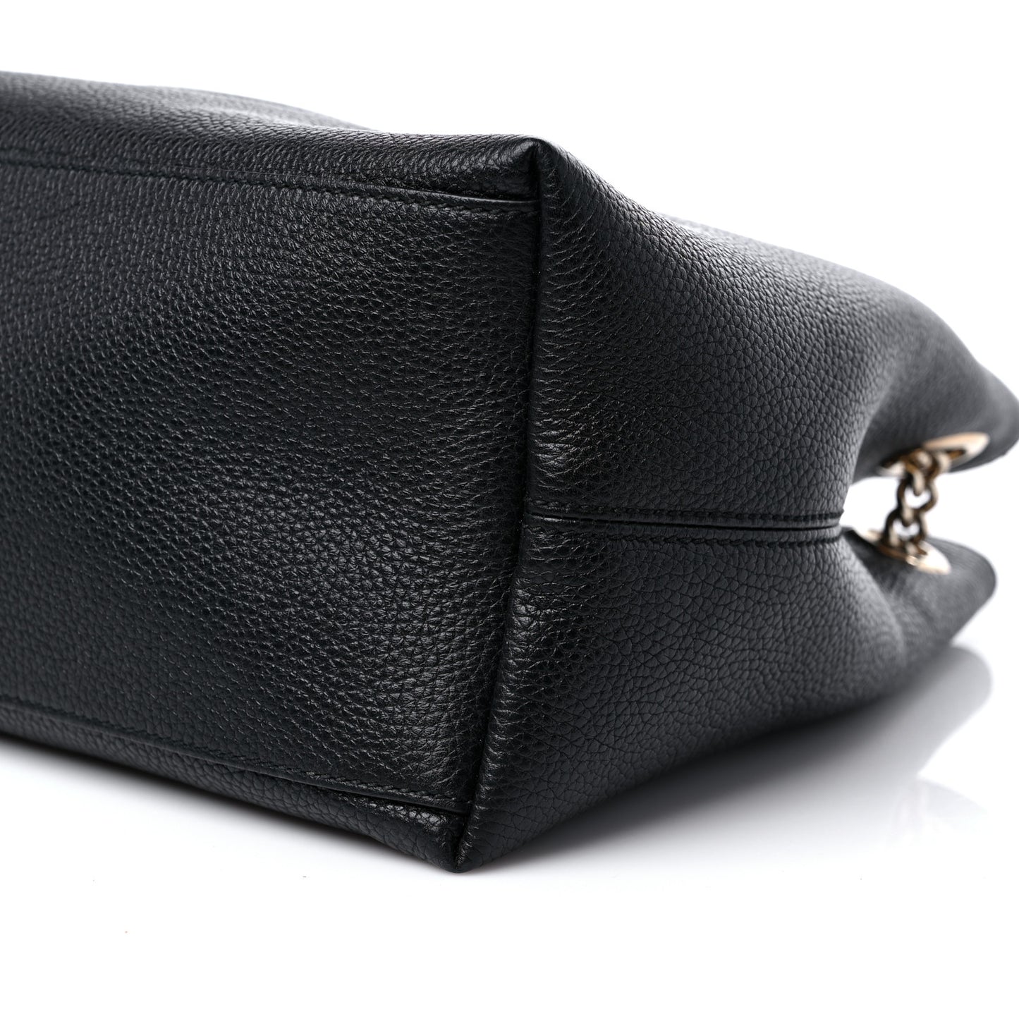 Pebbled Calfskin Medium Soho Chain Shoulder Bag Black