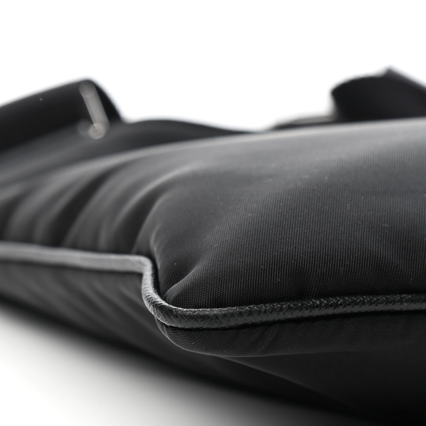 Tessuto Nylon Saffiano Flat Messenger Bag Black