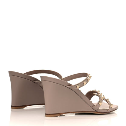 Valentino Garavani Calfskin Rockstud Wedge Slide Sandals 37 Poudre 4 of 9