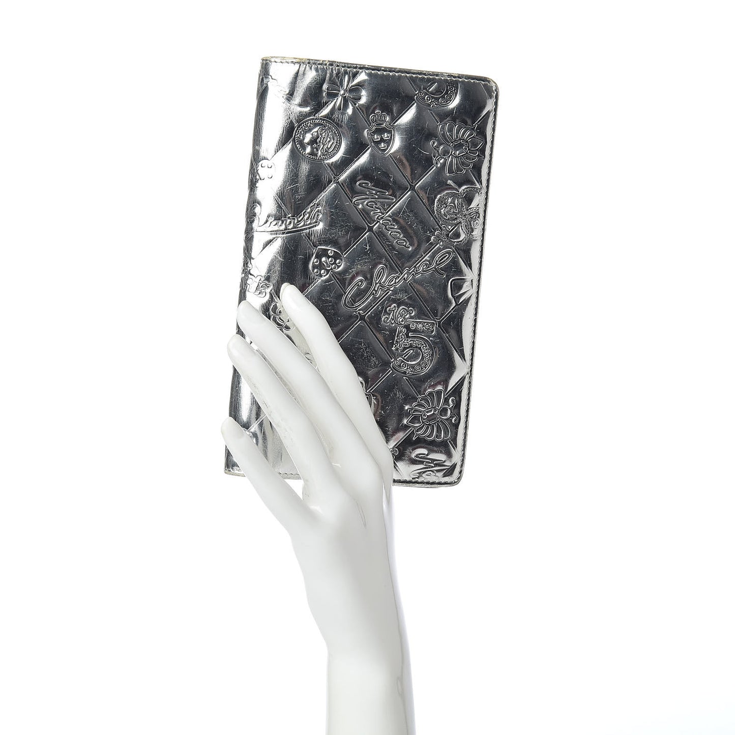 Metallic Patent Calfskin Quilted Lucky Symbols Yen Wallet Silver