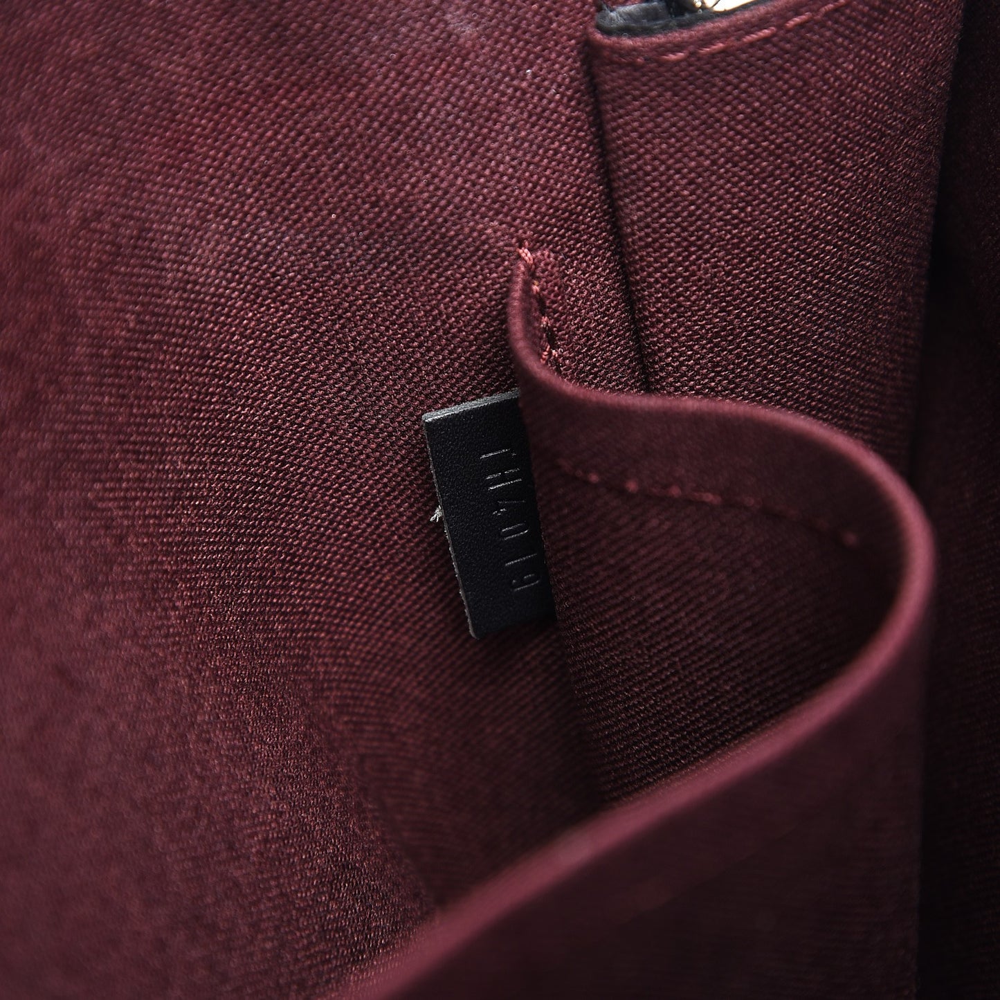 Monogram Macassar Porte Document
