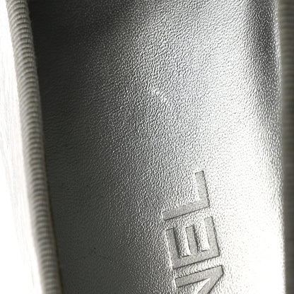 Chanel Metallic Aged Calfskin Cap Toe CC Ballerina Flats 40.5 Silver 14 of 15