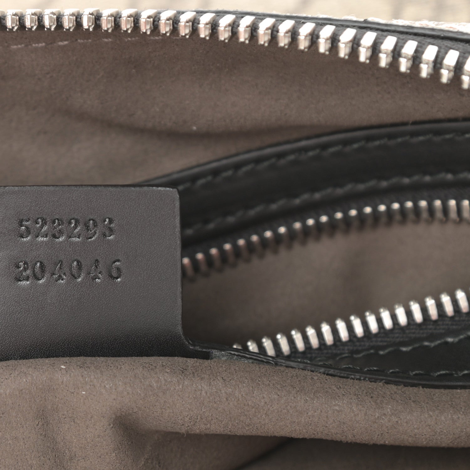 Gucci GG Supreme Monogram Mens Wristlet Black 7 of 8