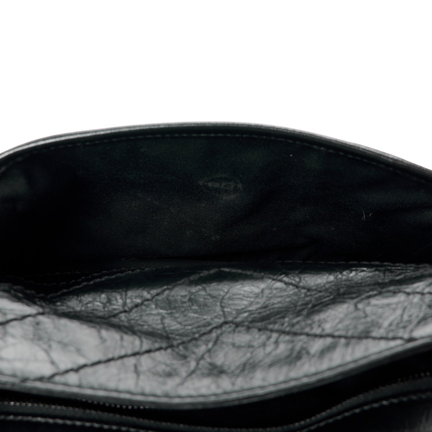 Saint Laurent Crinkled Calfskin Matelasse Monogram Medium Niki Chain Satchel Black 13 of 15