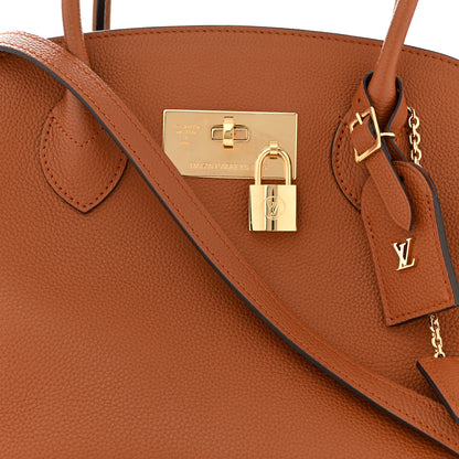 Louis Vuitton Veau Nuage Milla PM Gold 7 of 9