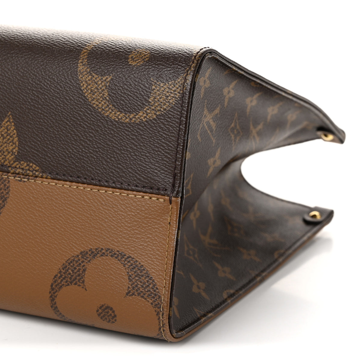 Louis Vuitton Reverse Monogram Giant Onthego MM 9 of 9