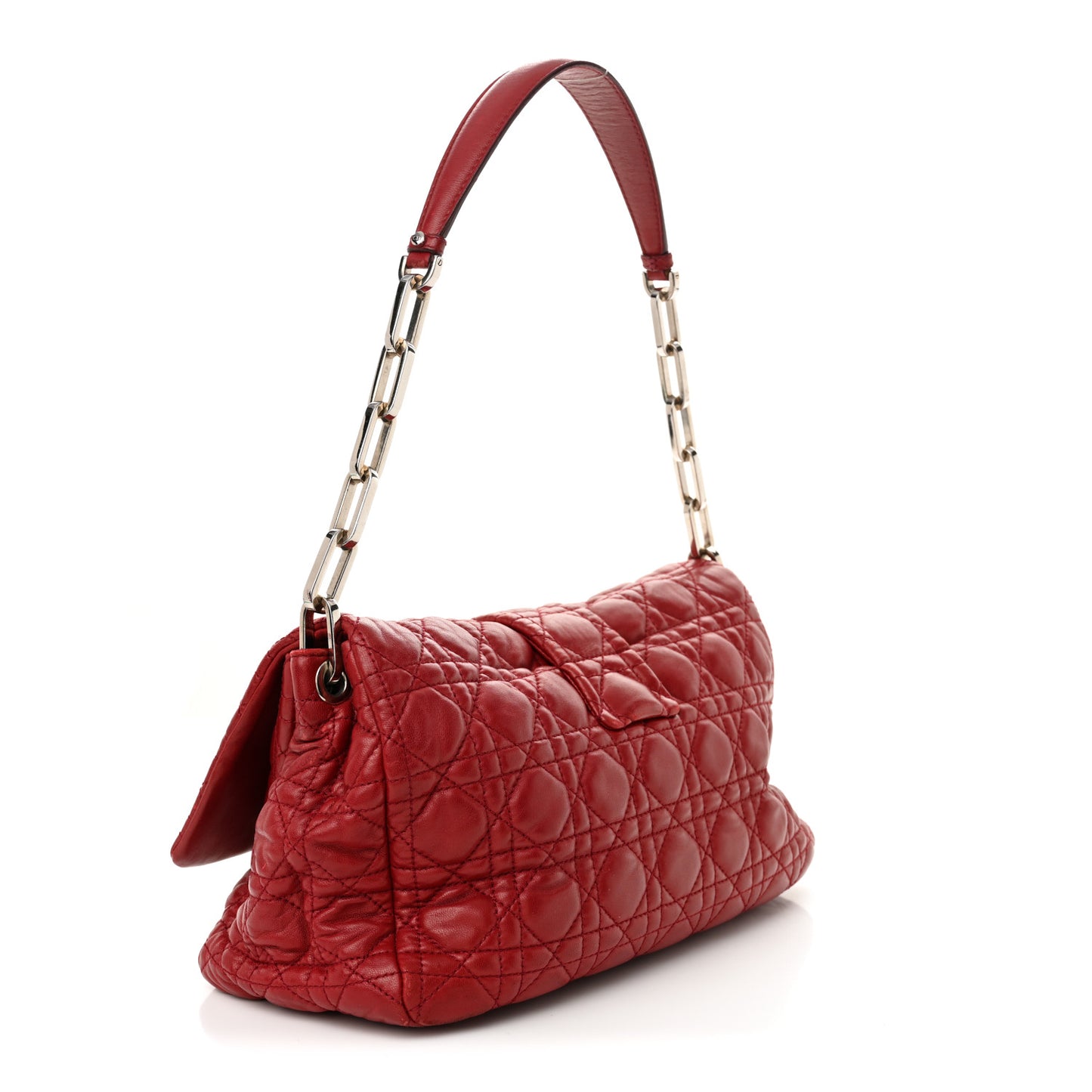 Lambskin Cannage Medium New Lock Flap Red