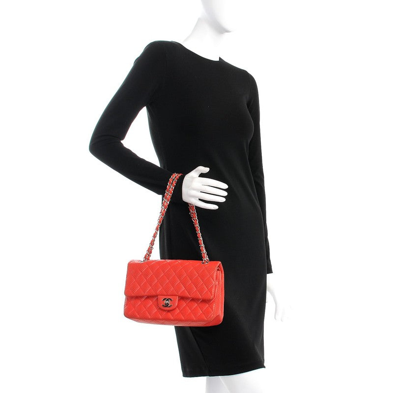 Lambskin Perforated Medium Double Flap Red