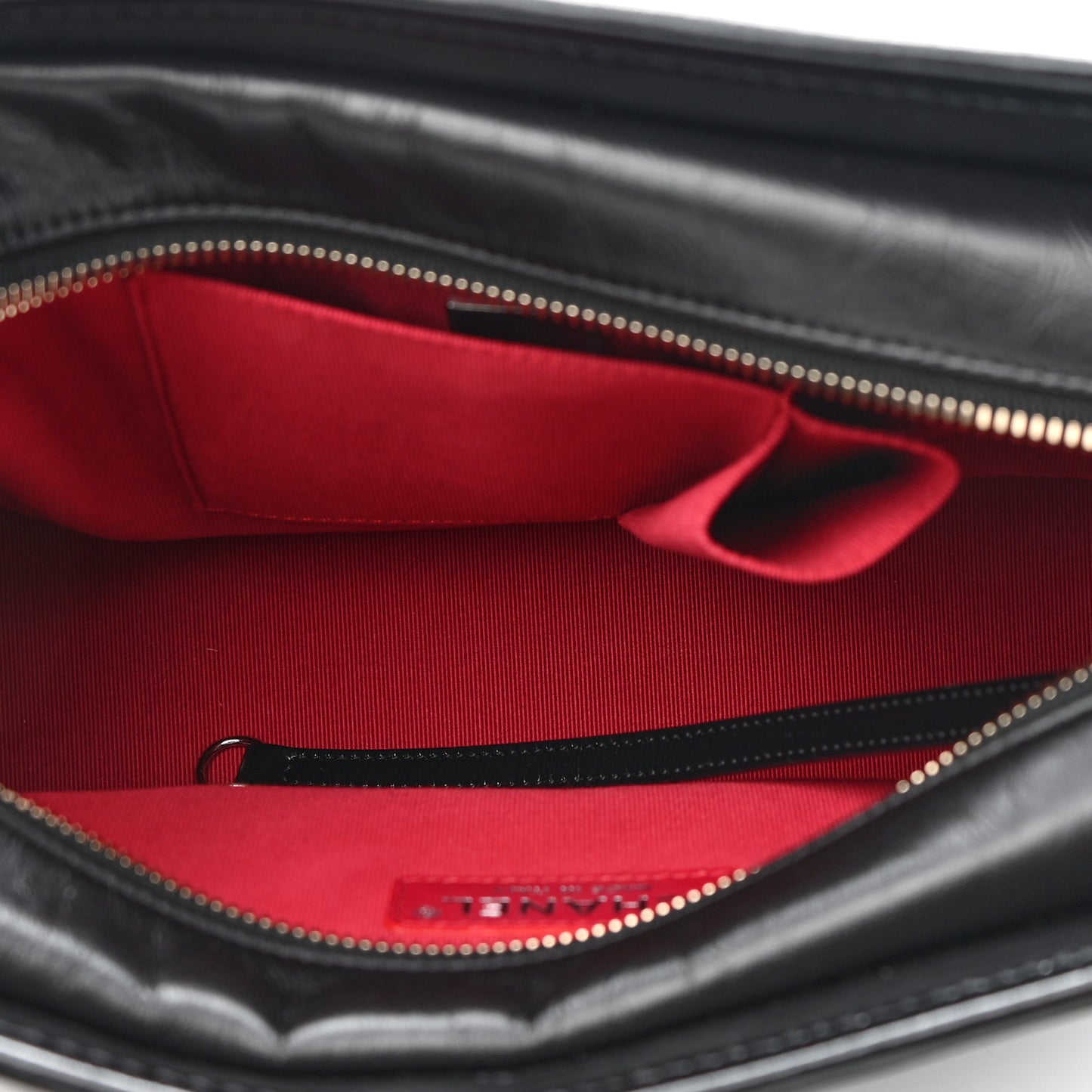 Aged Calfskin Quilted New Medium Gabrielle Hobo Black