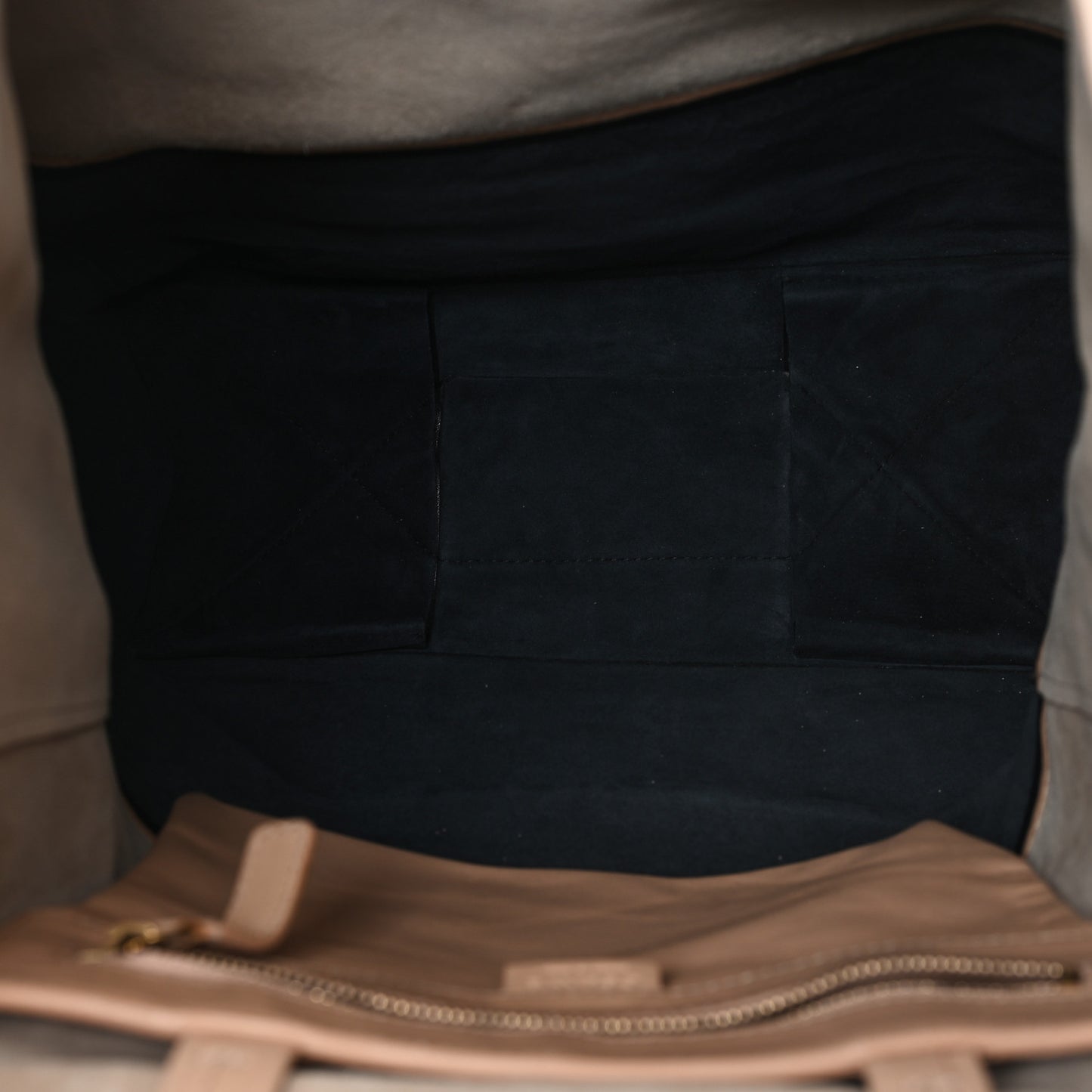 Lambskin Horizontal Bi-Cabas Nude Black