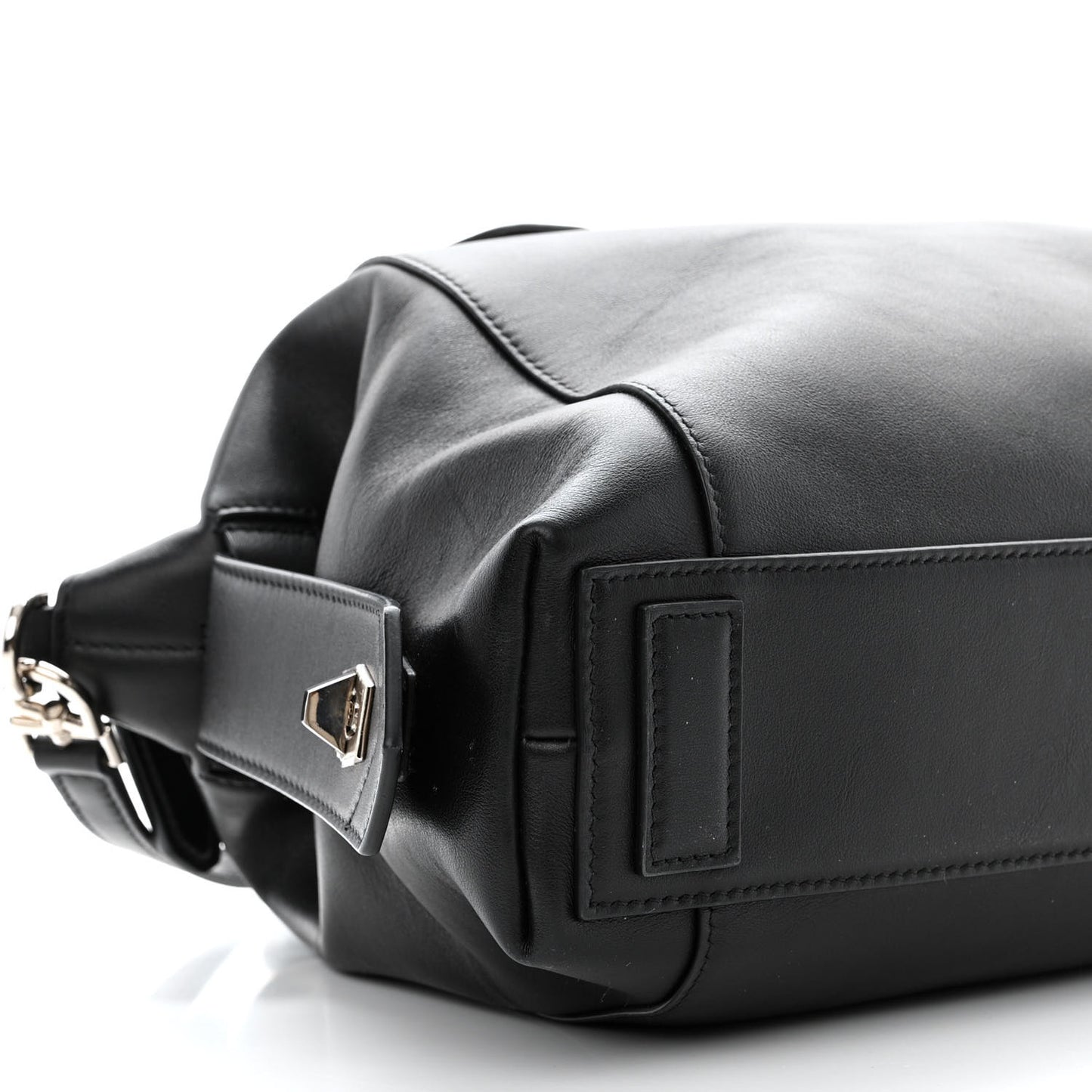 Smooth Calfskin Small Soft Antigona Black