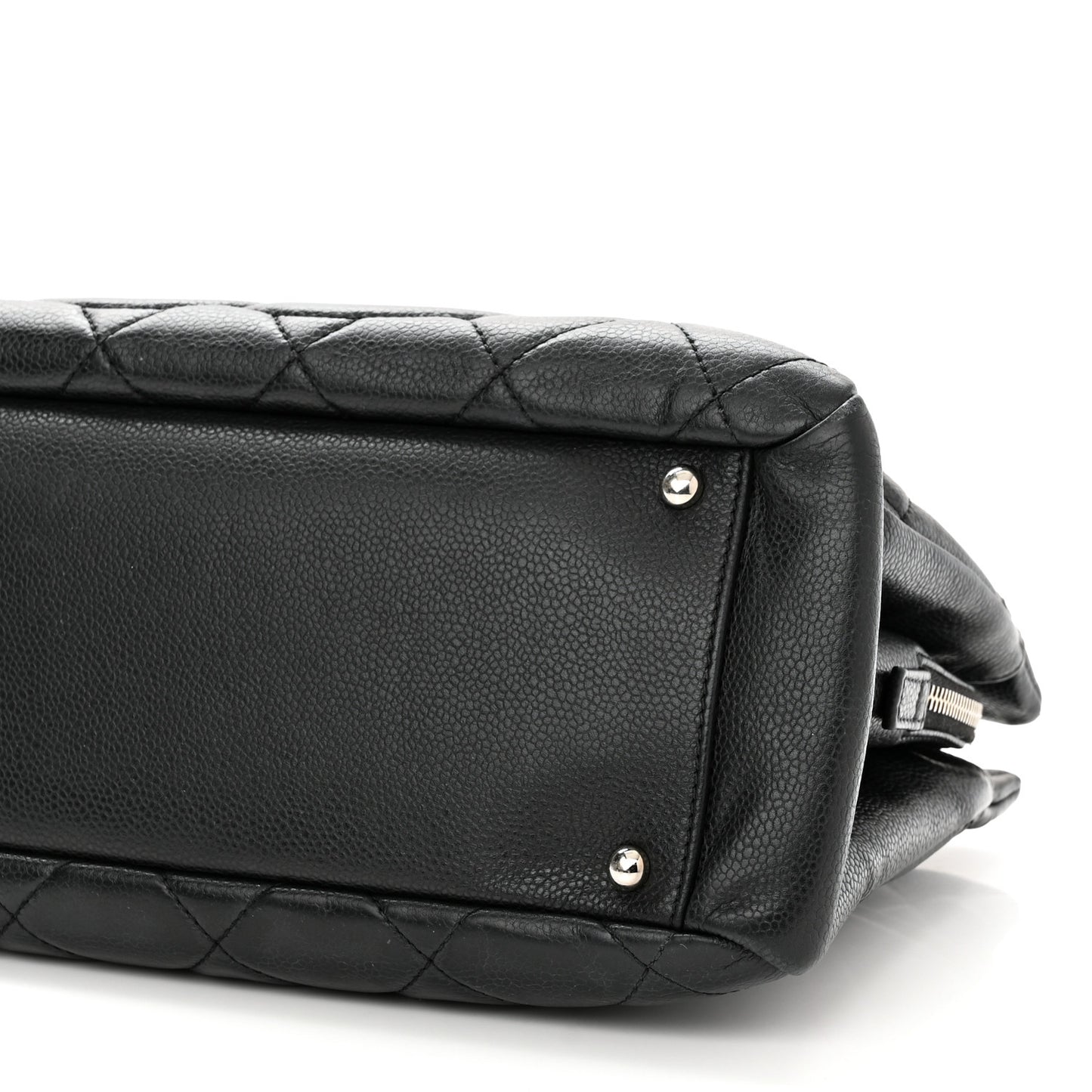 Caviar Quilted CC Timeless Soft Tote Black