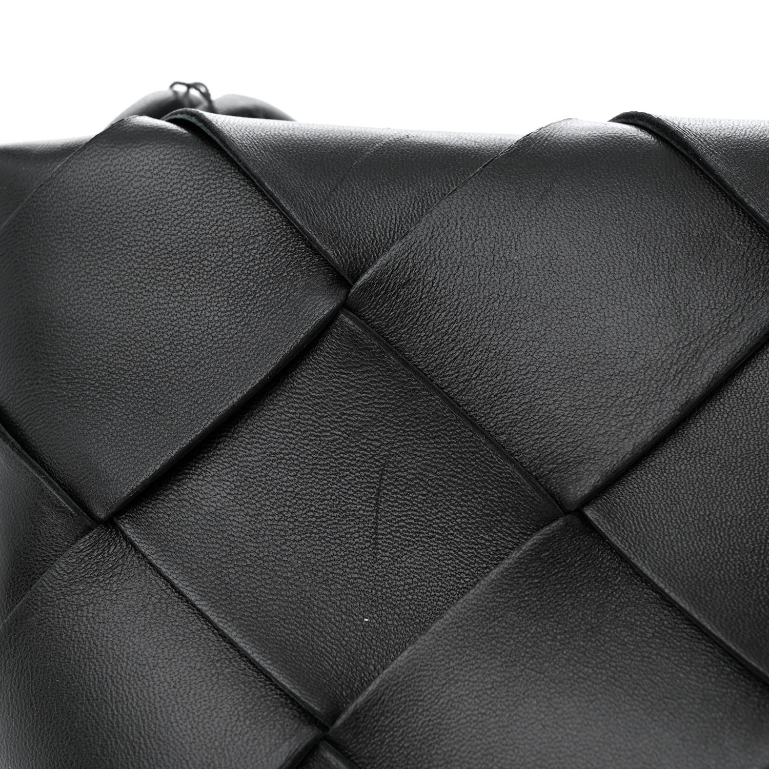 Bottega Veneta Nappa Maxi Intrecciato Clasp Bucket Bag Black 10 of 10