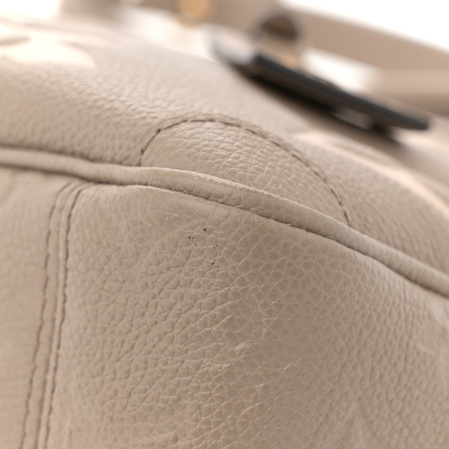Louis Vuitton Empreinte Monogram Giant Trianon PM Tourterelle Creme 11 of 11