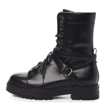 Valentino Garavani Smooth Calfskin Rockstud Buckled 25mm Combat Boots 38 Black 1 of 8
