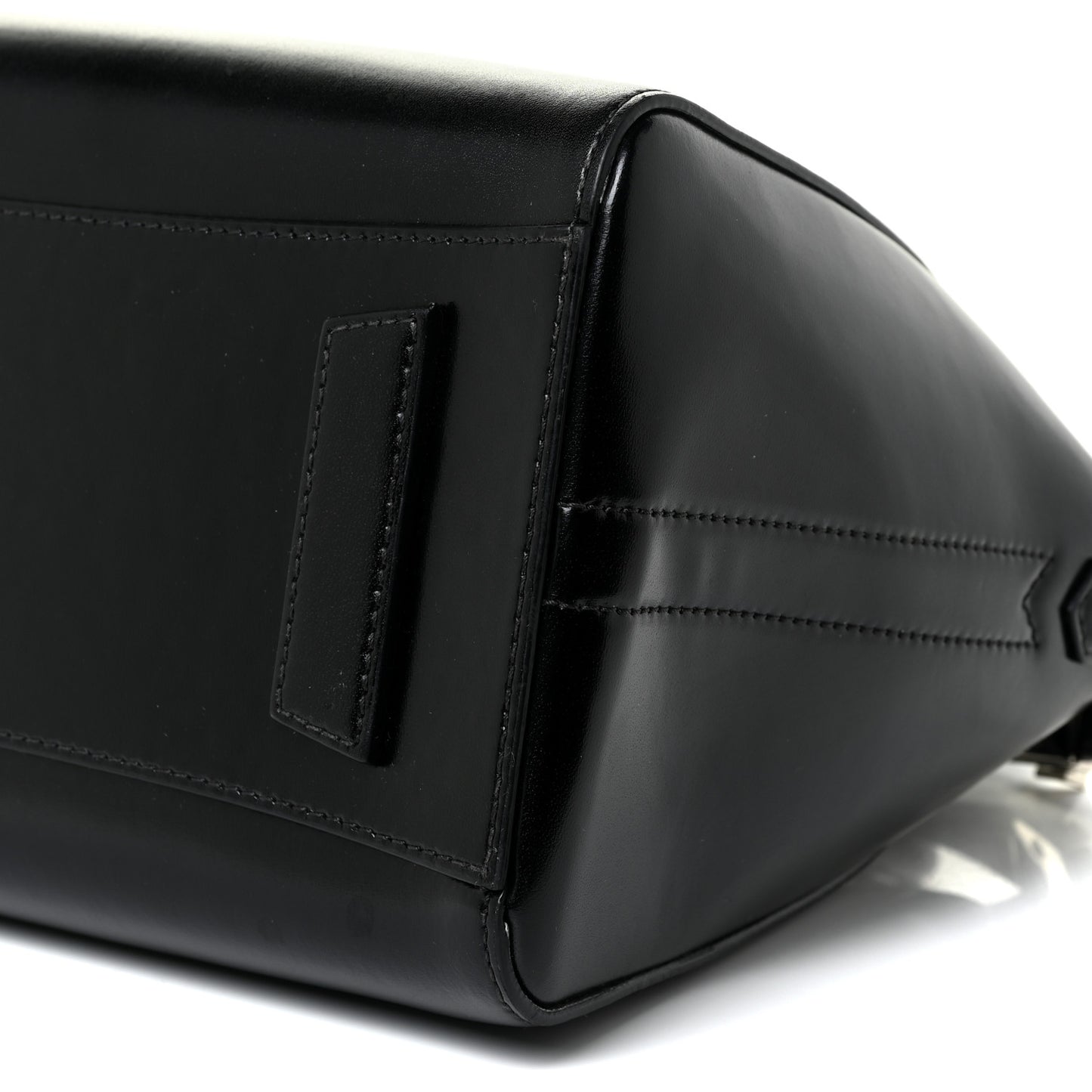Shiny Lord Calfskin Small Antigona Black