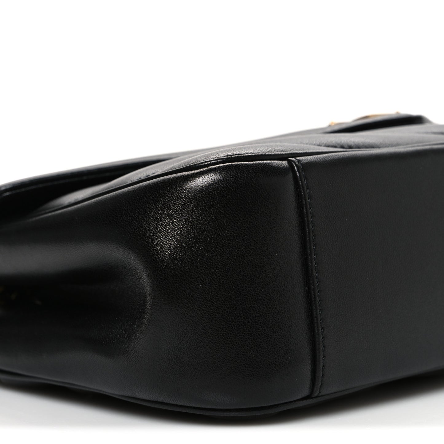 Lambskin Chevron Quilted Medium Loulou Black