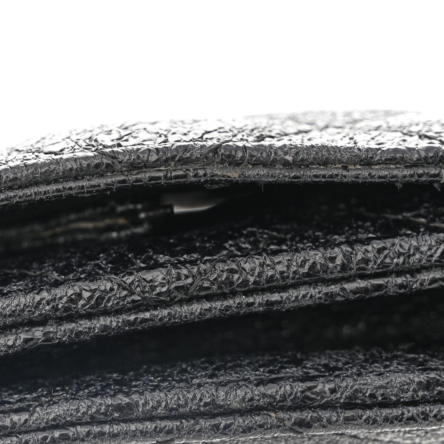 Crackled Calfskin Wallet On Chain WOC Black