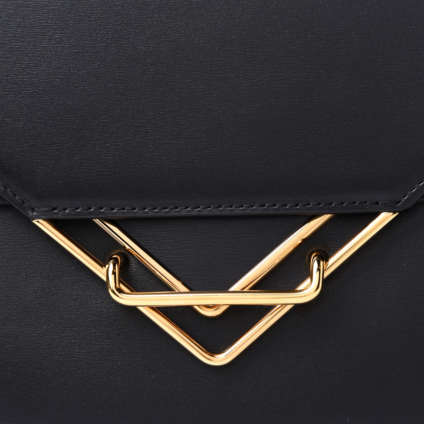 Box Calfskin Nappa Clip Bag Black