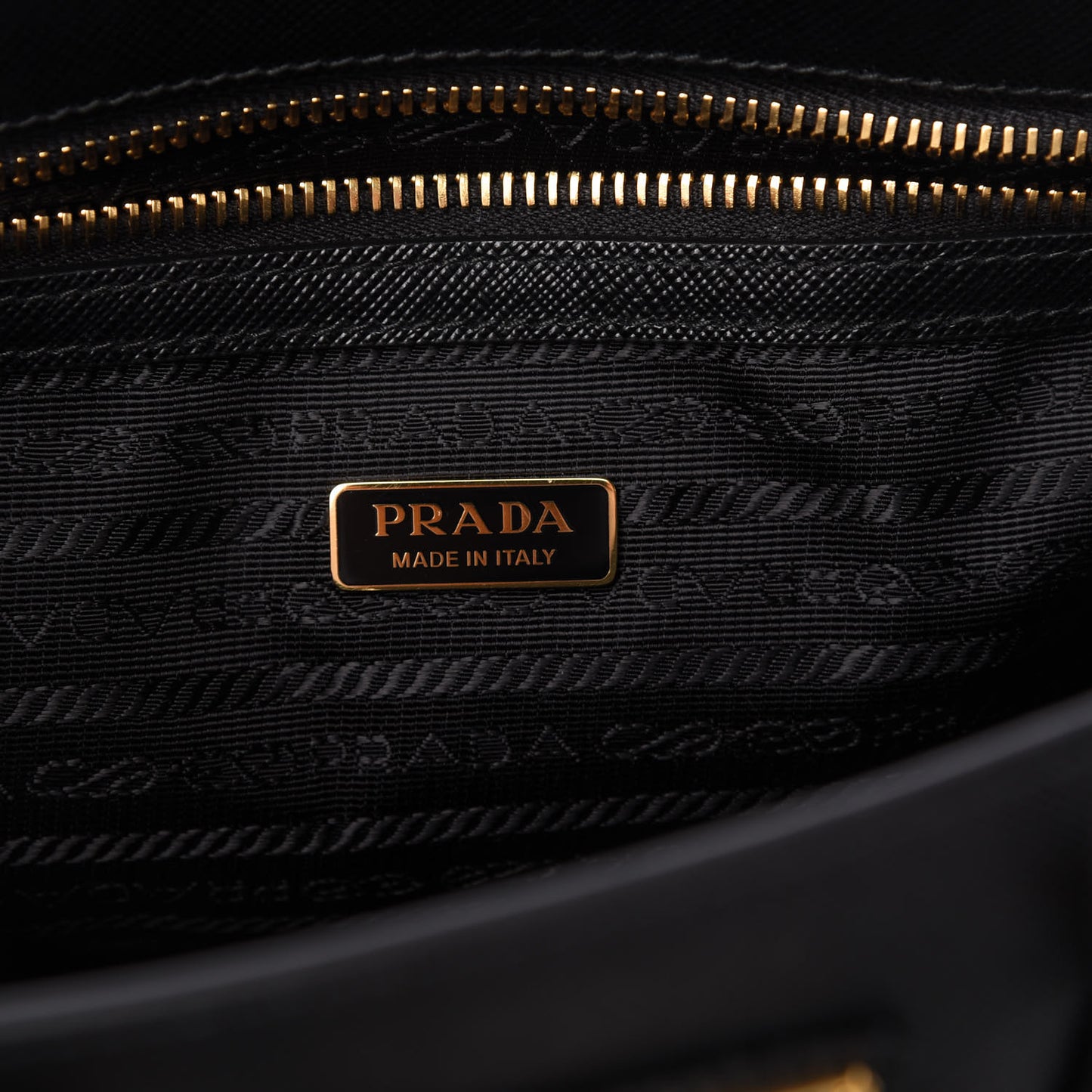 Saffiano Lux Micro Galleria Shoulder Bag Black