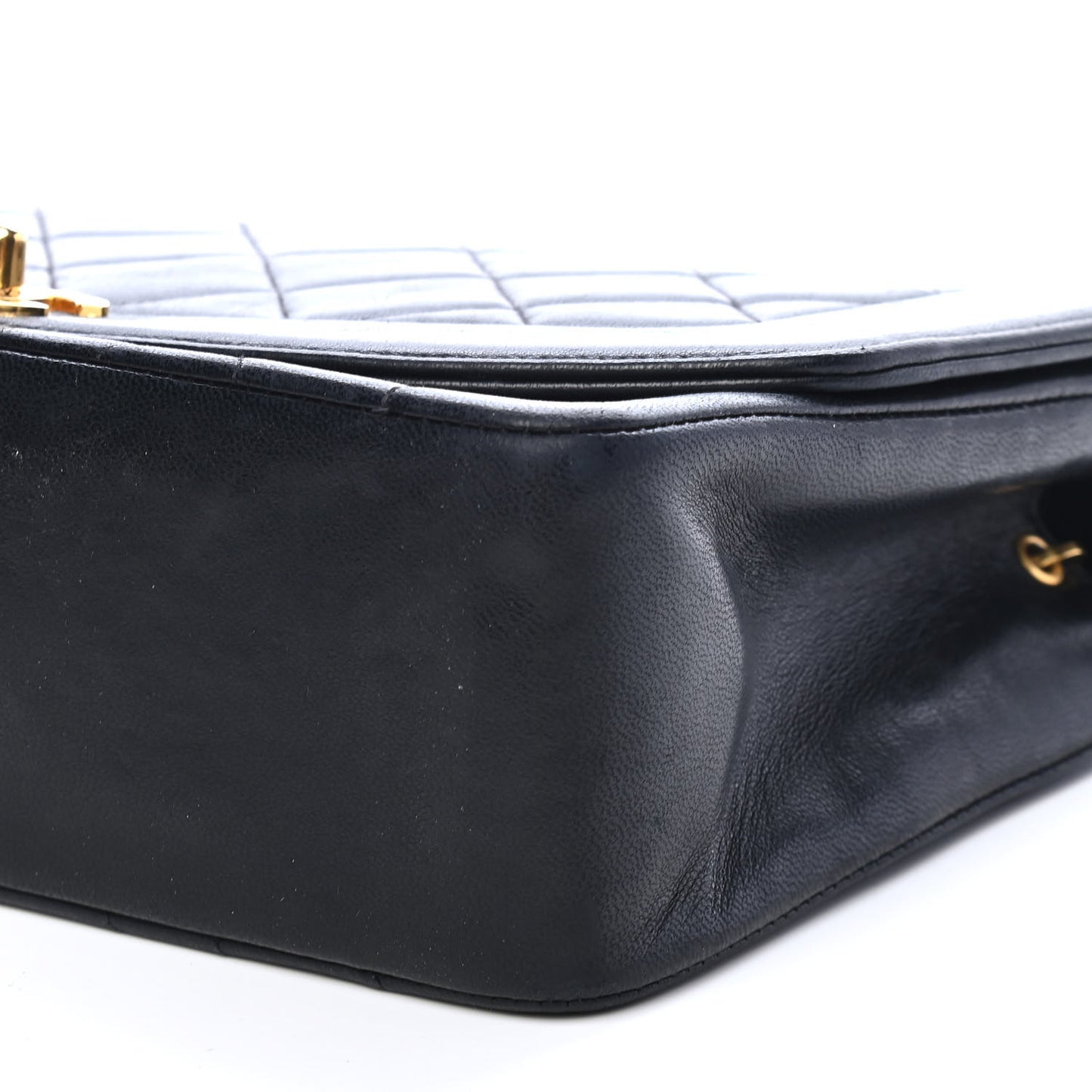 Lambskin Quilted Medium Single Flap Black