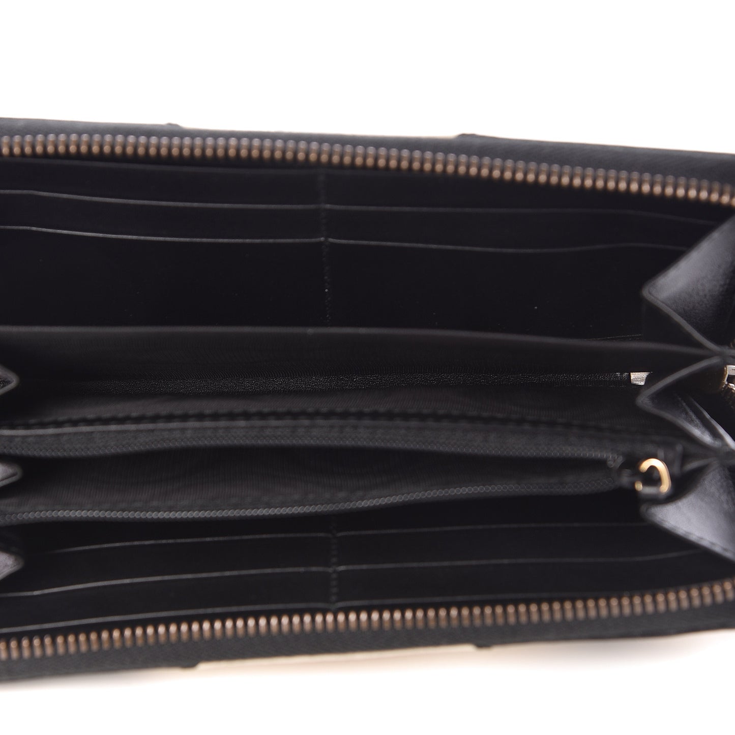 Calfskin Matelasse GG Marmont Zip Around Wallet Black White