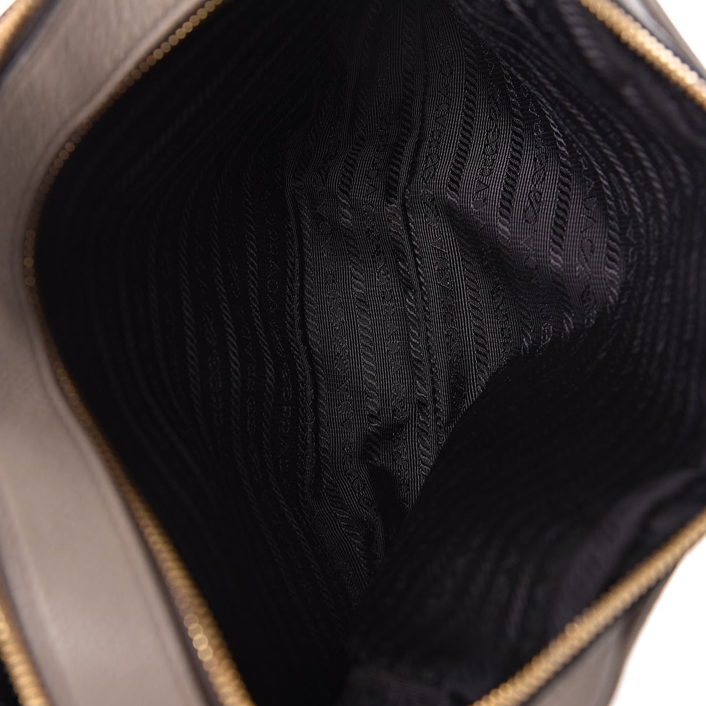Vitello Phenix Camera Bag Argilla