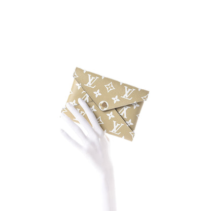 Louis Vuitton Monogram Giant Medium Kirigami Pochette Insert Beige 2 of 8
