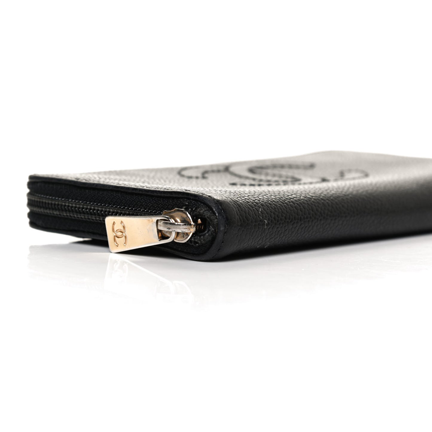 Caviar Large Timeless CC Zip Around Wallet Black