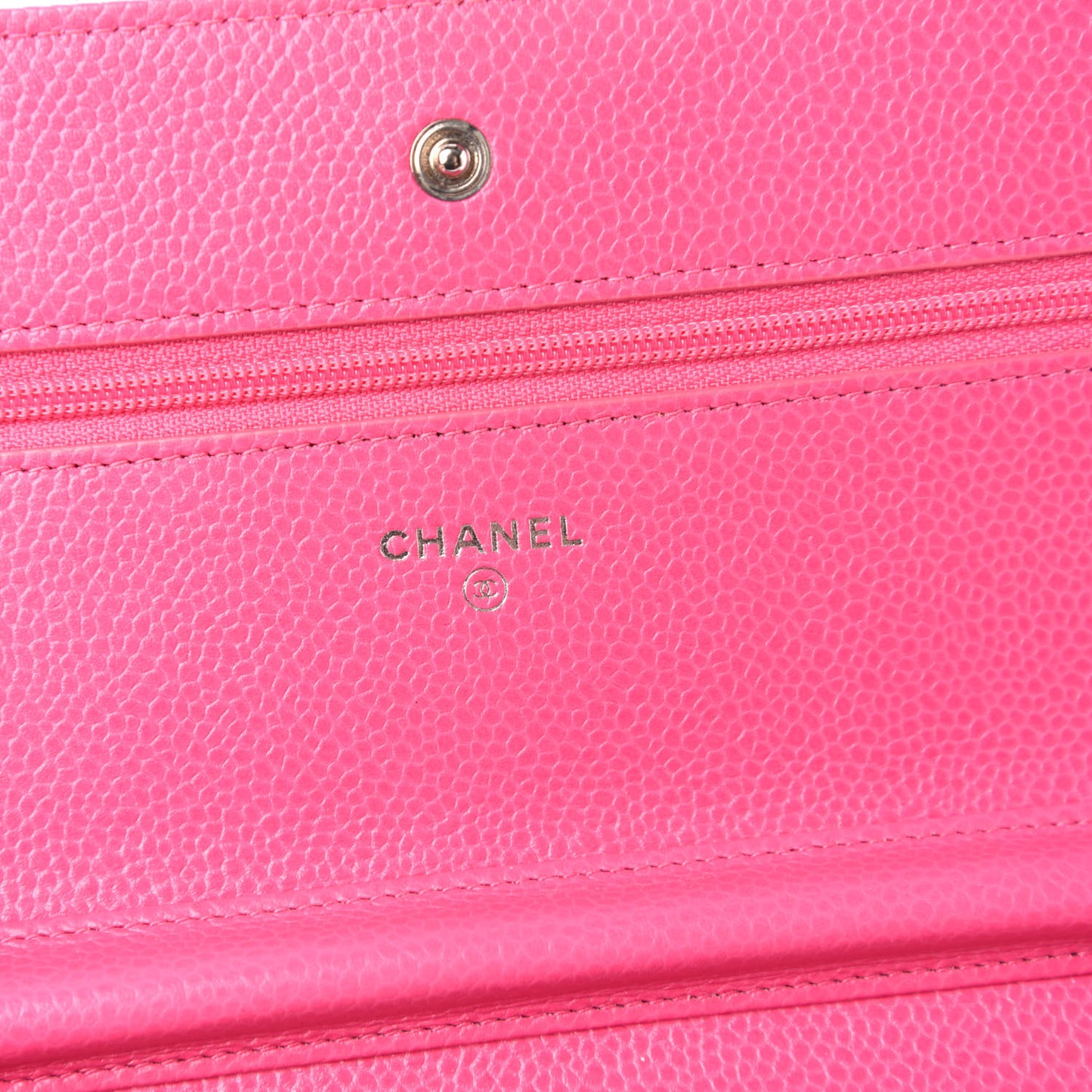Caviar Quilted Wallet on Chain WOC Pink