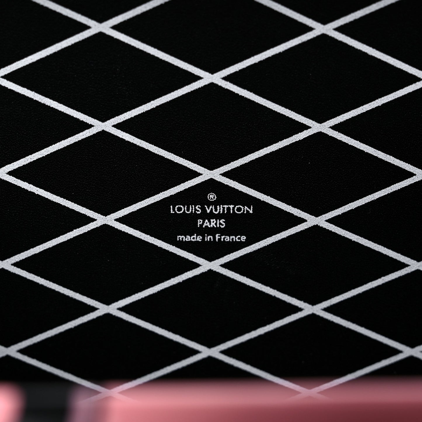 Epi Chain Flower Petite Malle Pink