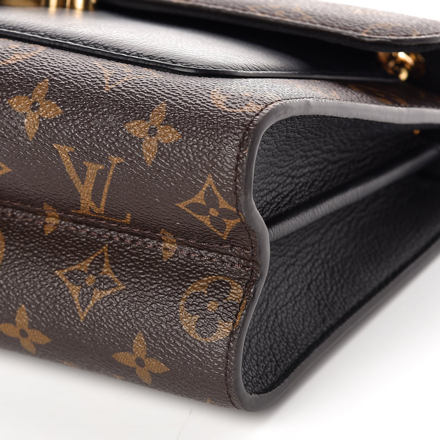 Monogram Victoire Black
