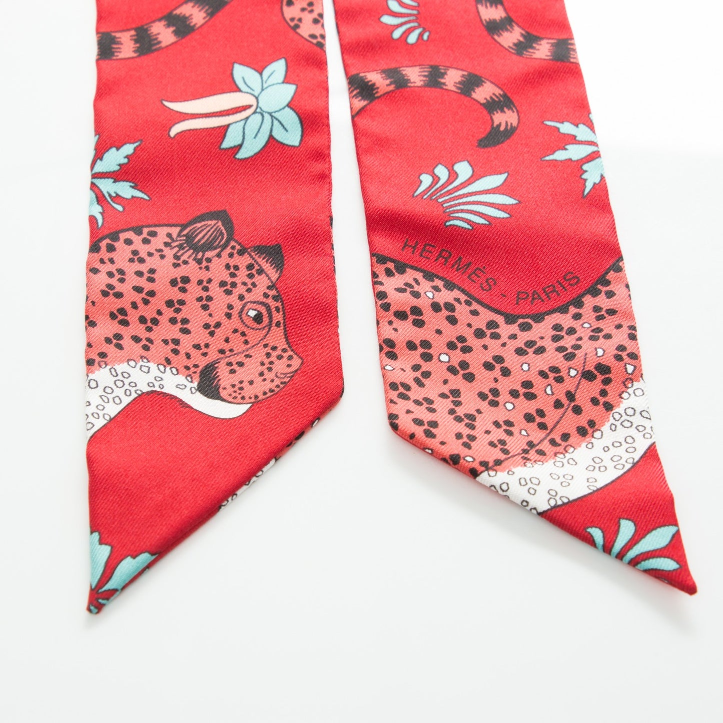 Silk Les Leopards Twilly Rouge Corail Turquoise