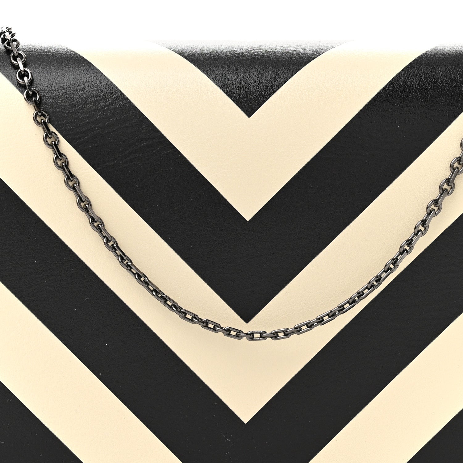 Valentino Garavani Vitello Chevron Rockstud Wallet on Chain Light Ivory Black 8 of 10