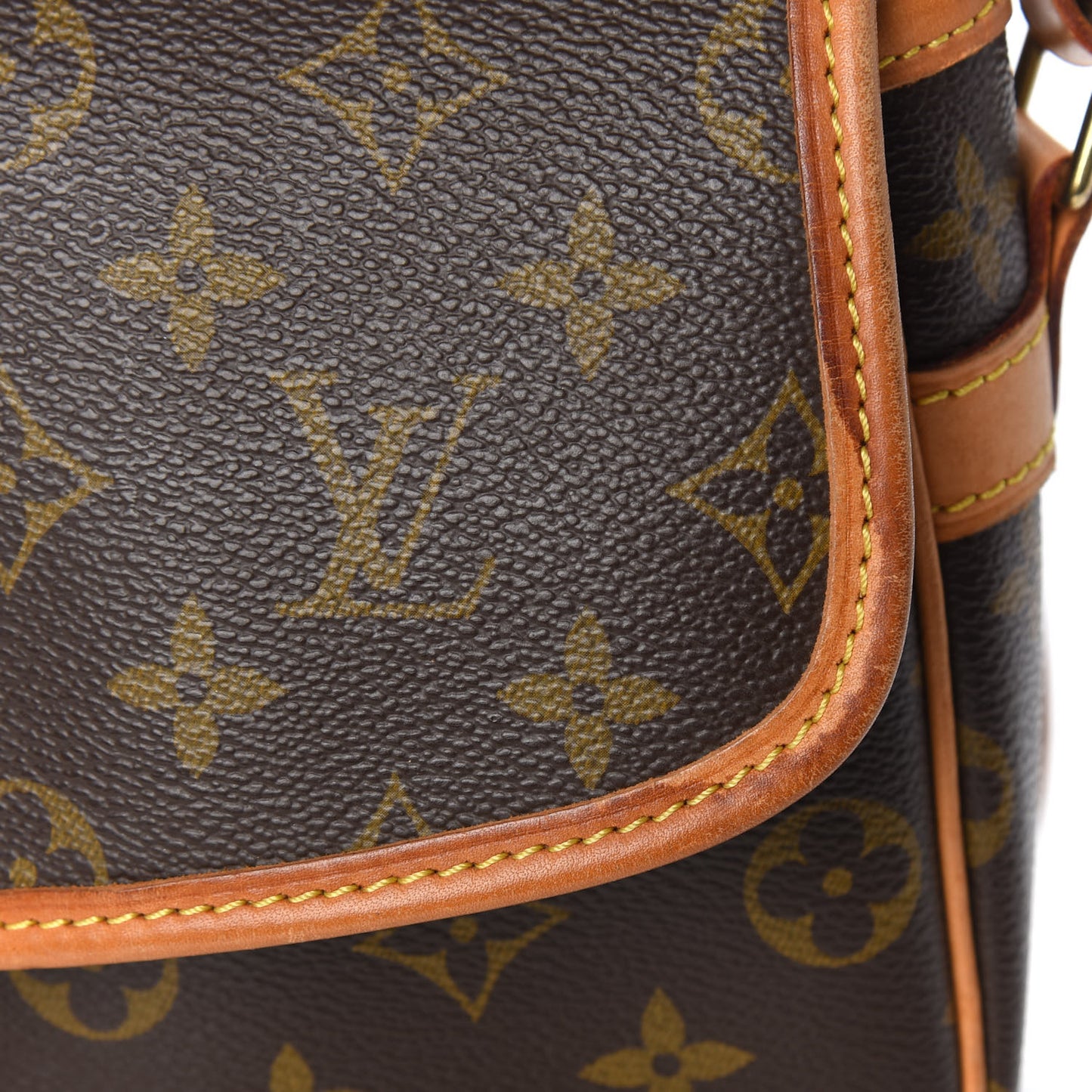 Monogram Sologne