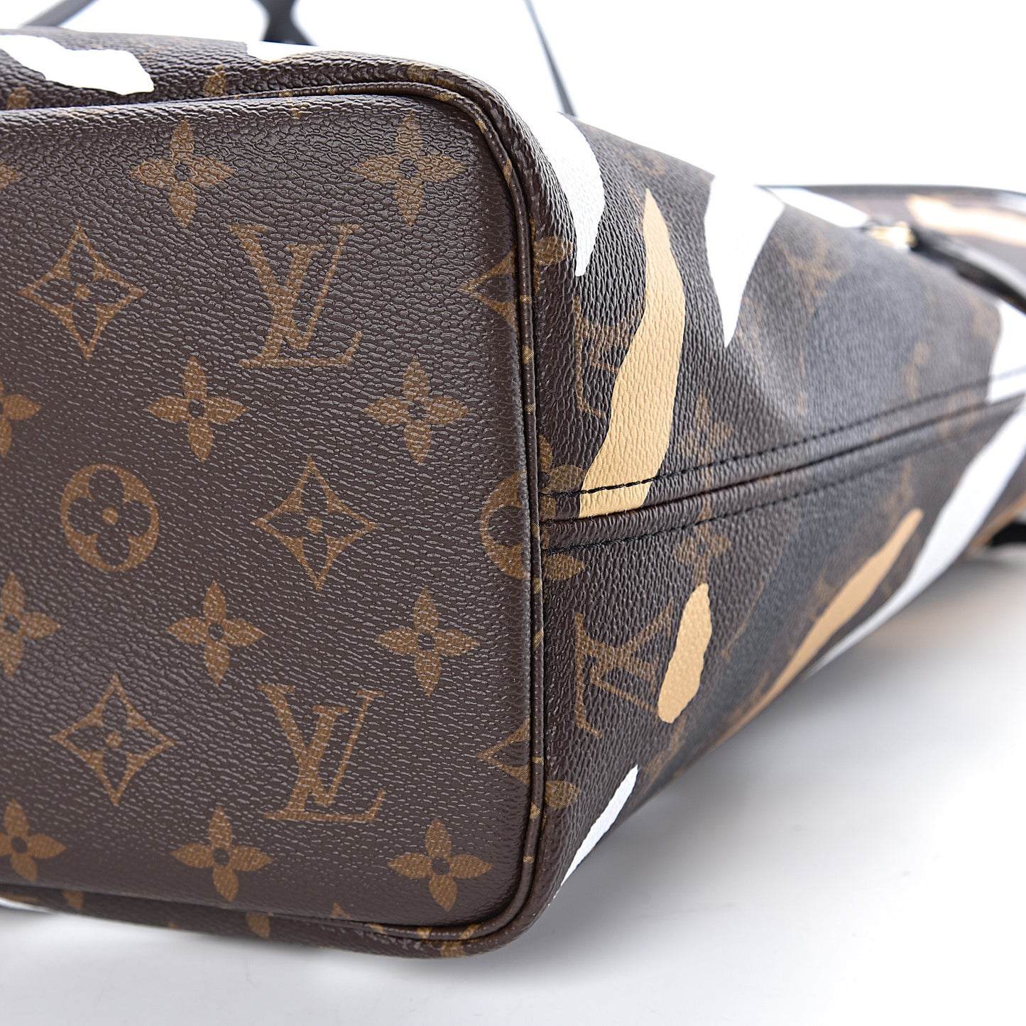 X LOL Monogram Neverfull MM Gold Silver