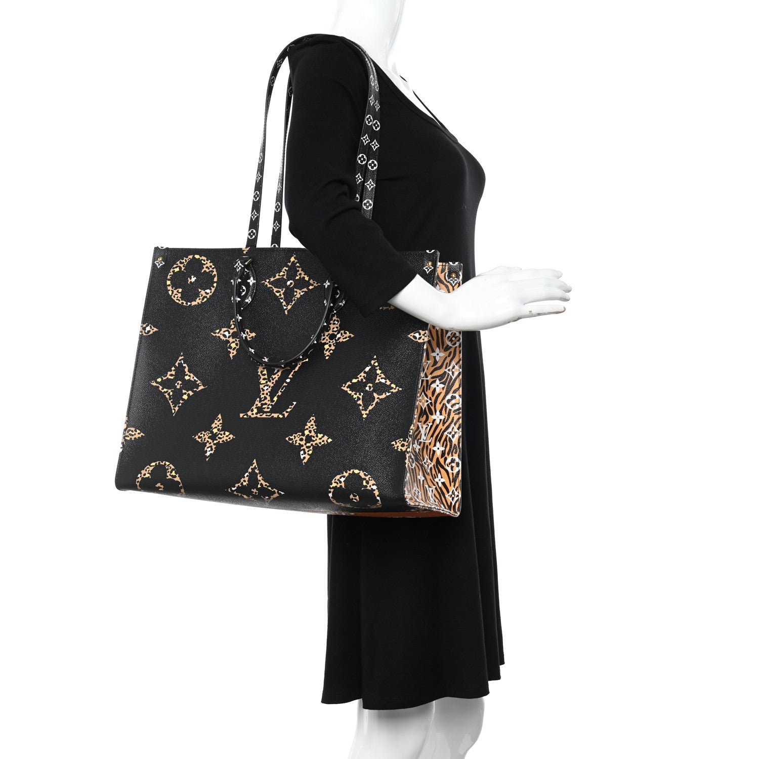 Louis Vuitton Monogram Giant Jungle Onthego GM Black 3 of 10