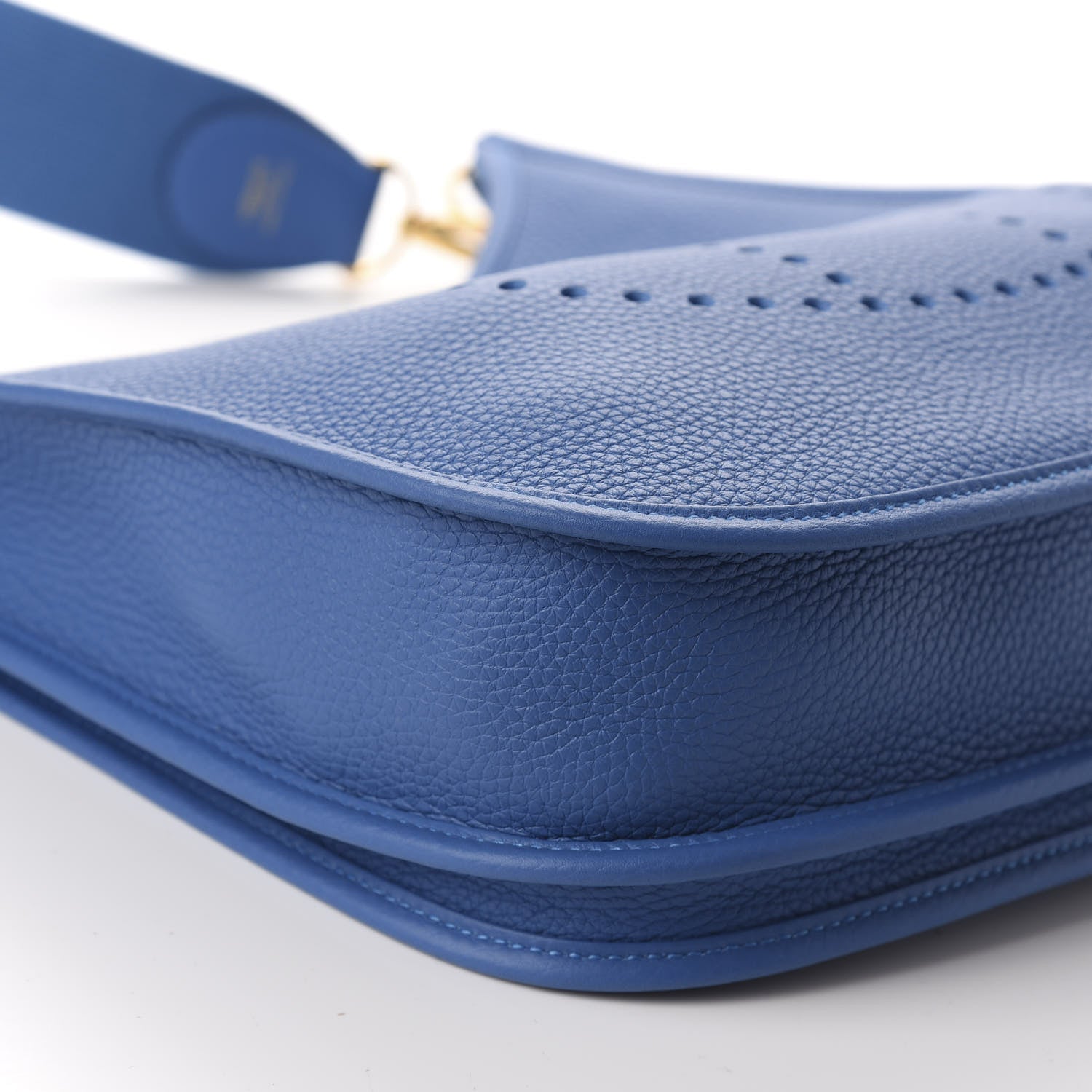 Hermes Taurillon Clemence Evelyne III PM Mykonos 6 of 11