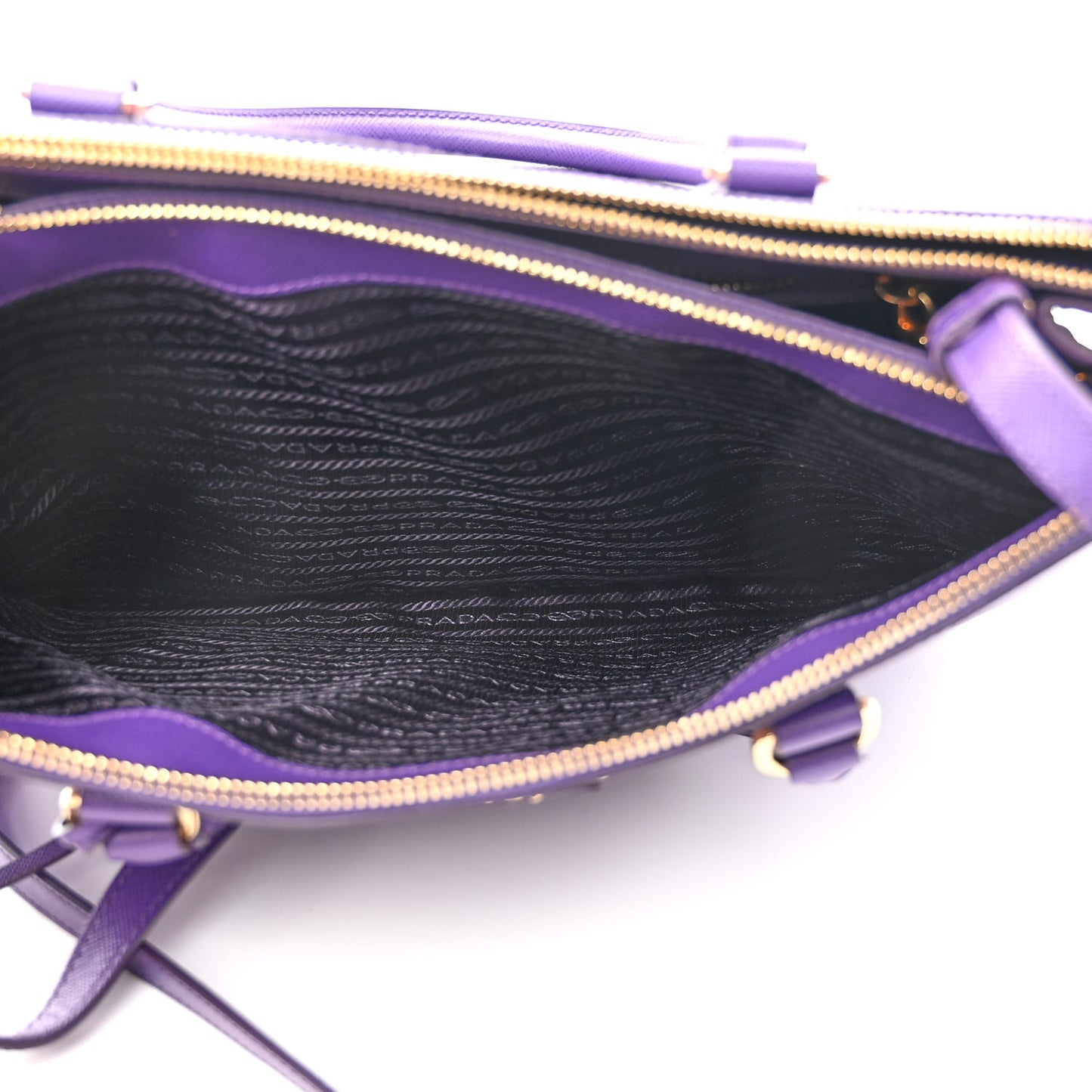 Saffiano Medium Galleria Double Zip Tote Viola
