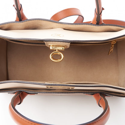 Louis Vuitton Calfskin Monogram Tufting On My Side Galet 7 of 9