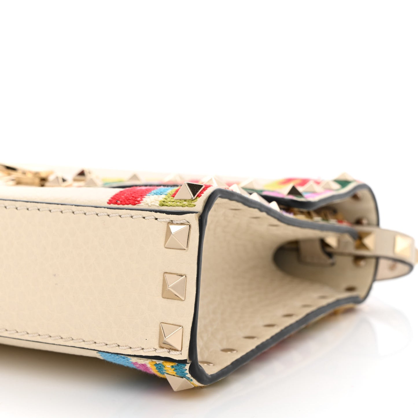 Pebbled Calfskin Embroidered Medium Rockstud Flip Lock Crossbody Bag Ivory