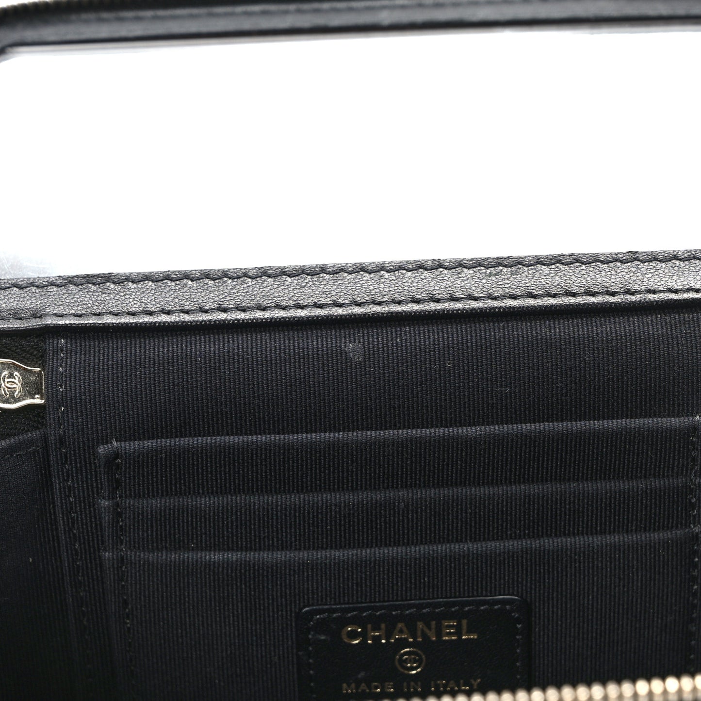 Lambskin Quilted Small Top Handle Vanity Case With Chain Black