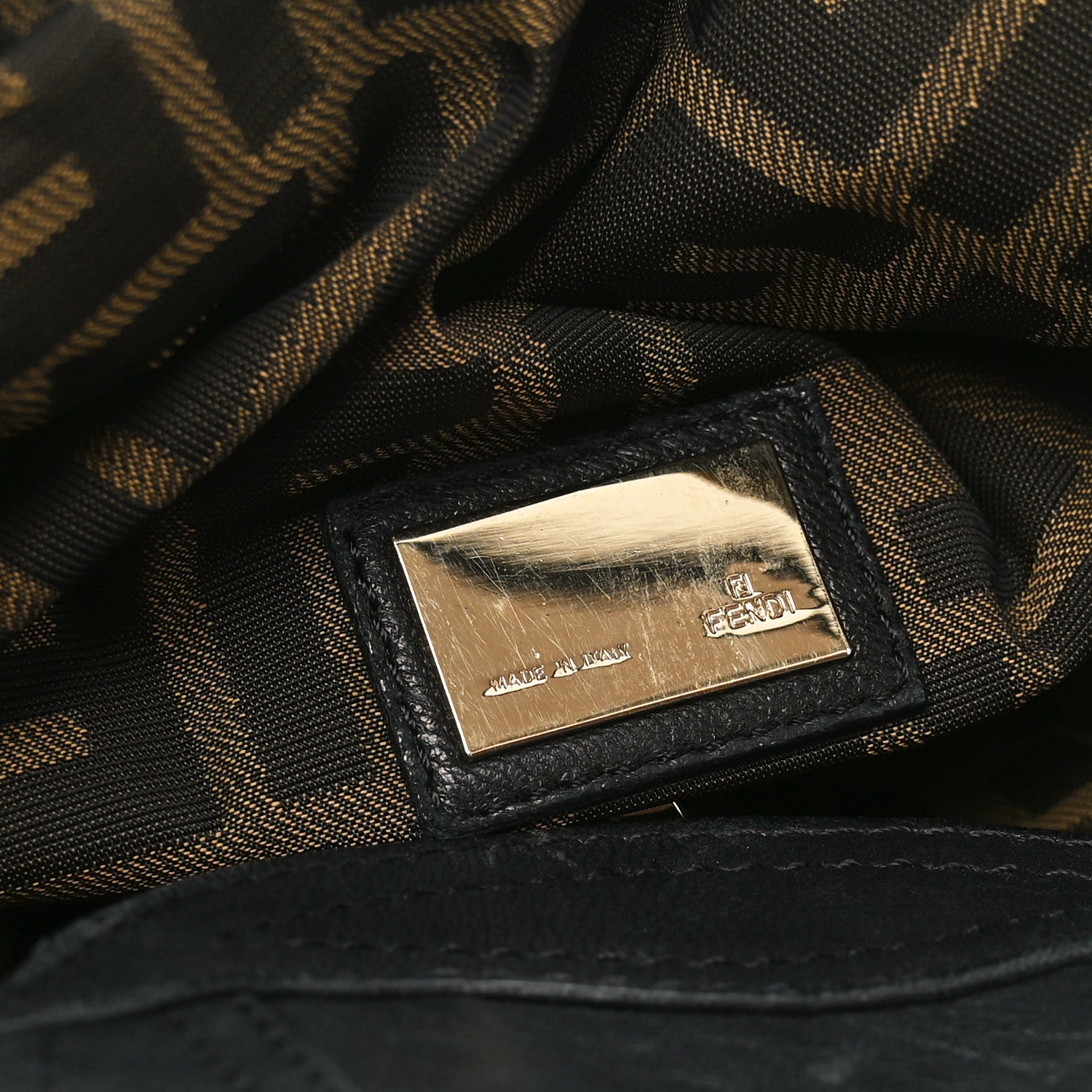 Fendi Nappa Nuvolata Spy Black 6 of 9