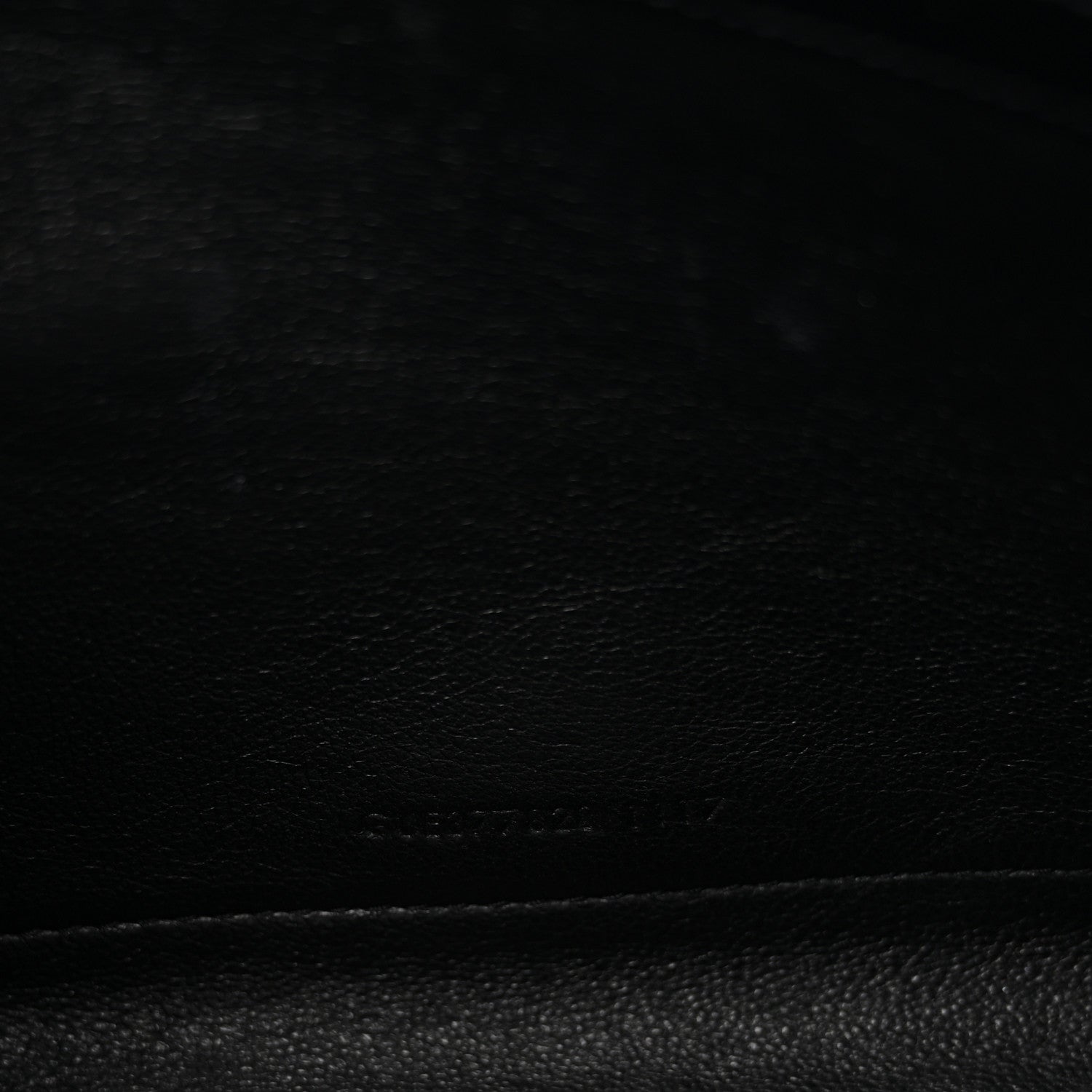 Saint Laurent Grain De Poudre Matelasse Chevron Monogram Chain Wallet Black 8 of 11