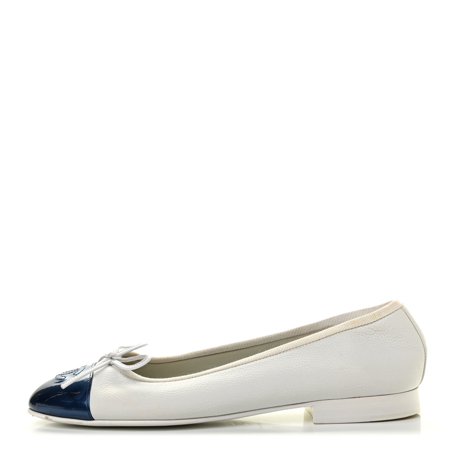 Calfskin Patent CC Cap Toe Ballerina Flats 37 White Blue