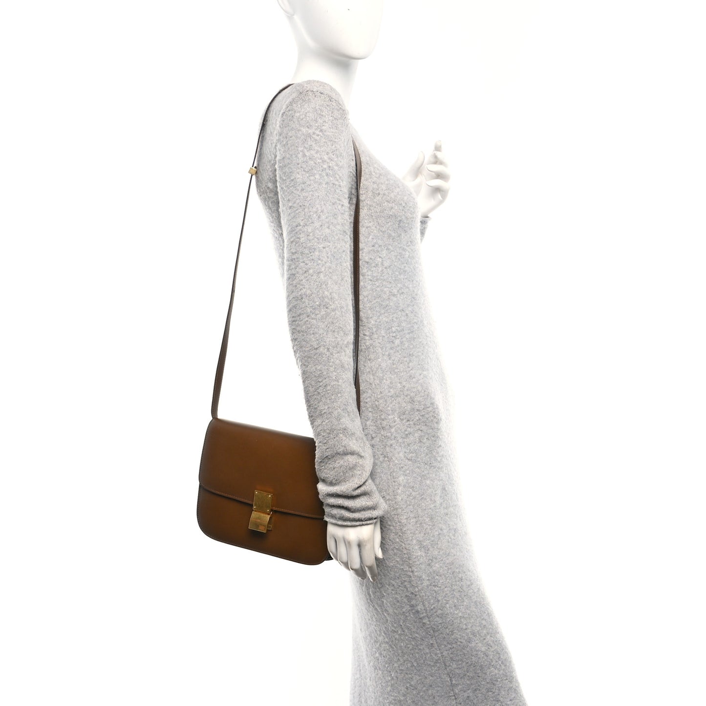 Box Calfskin Medium Classic Box Flap Bag Camel