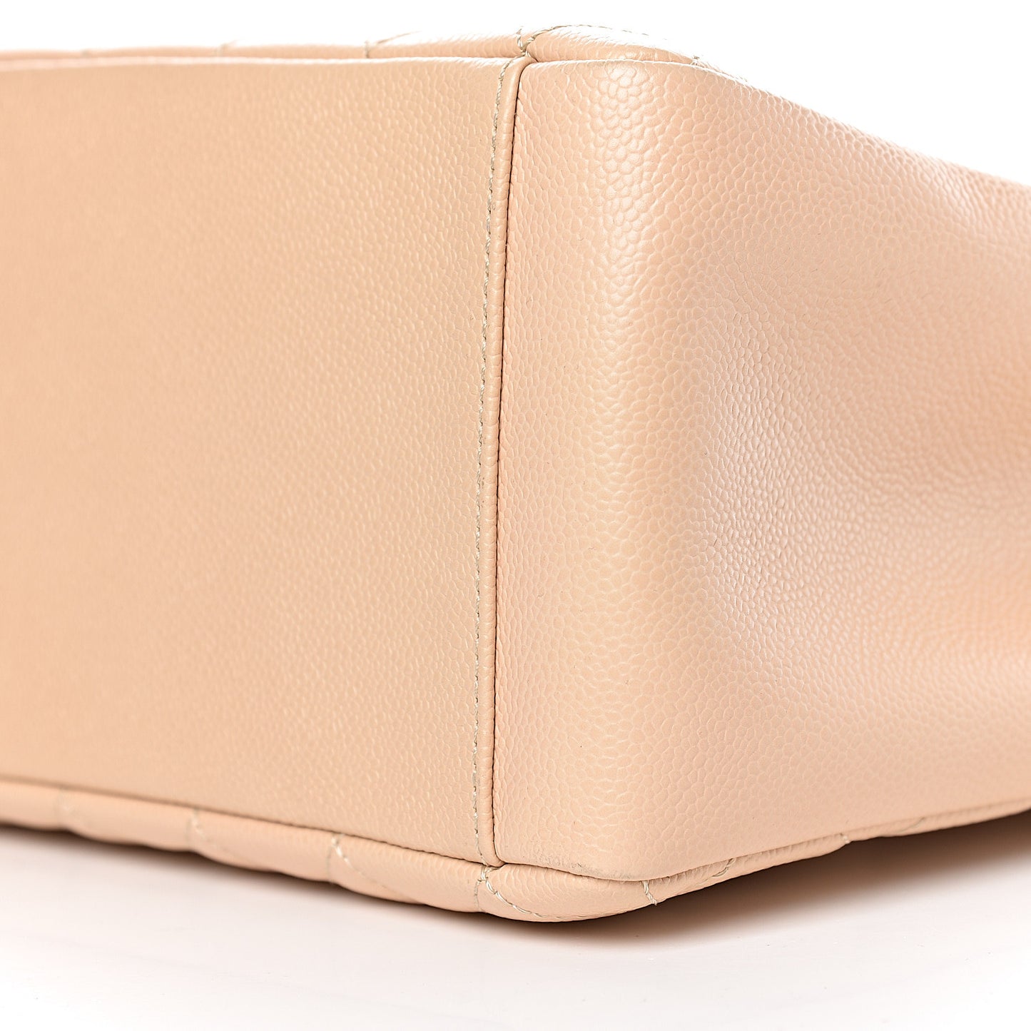 Caviar Quilted Grand Shopping Tote GST Beige Clair