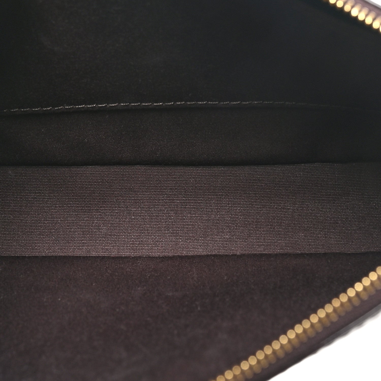 Louis Vuitton Vernis Pochette Accessories NM Amarante 5 of 10