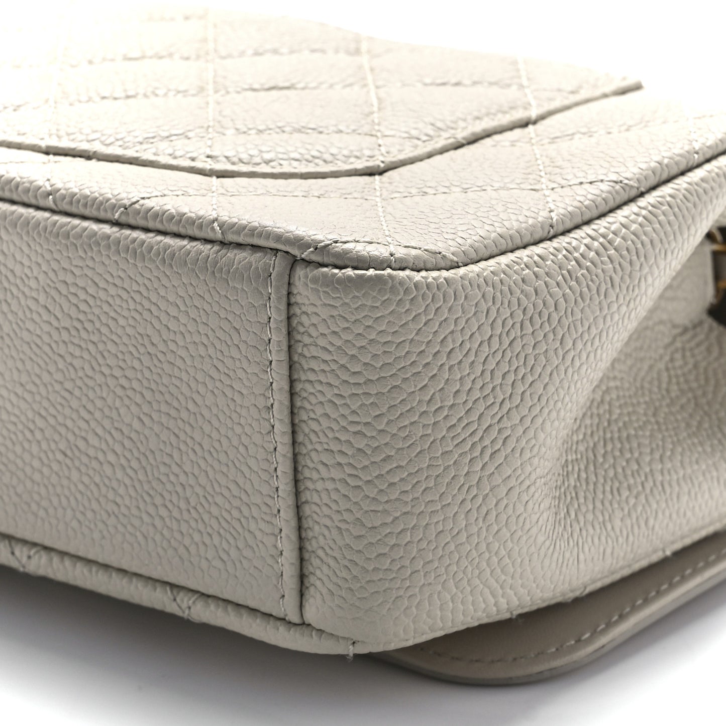 Caviar Quilted Small CC Filigree Flap Light Beige